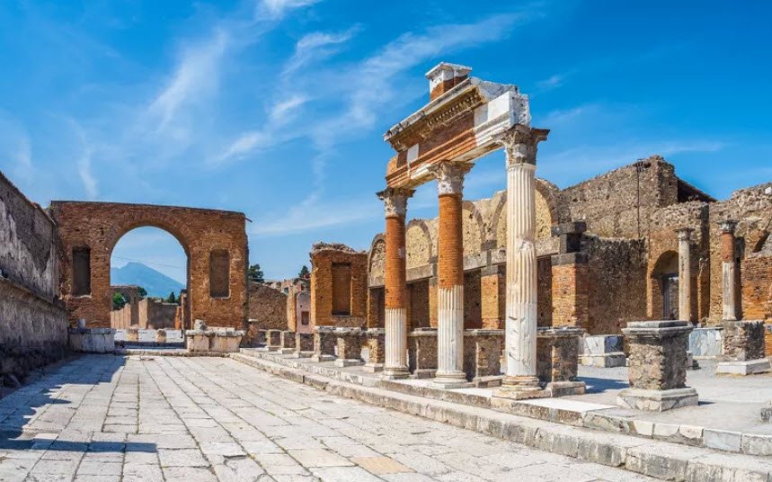 Pompeii Ruins, Near Naples, Campania, Italy